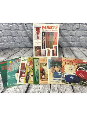 Vintage Macrame Pattern Books Handbags Plant Hangers Christmas Lot of 10